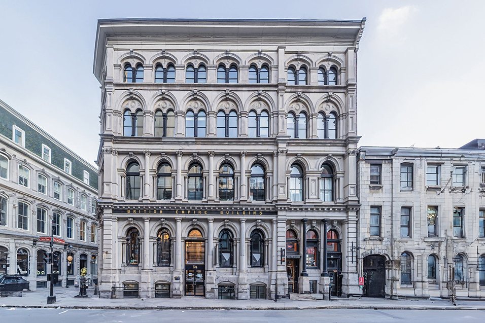 Édifice du 204, rue Notre-Dame Ouest, siège du cabinet dans le Vieux-Montréal